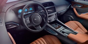 F-PACE Interior Features - Luxury SUV | Jaguar Jordan